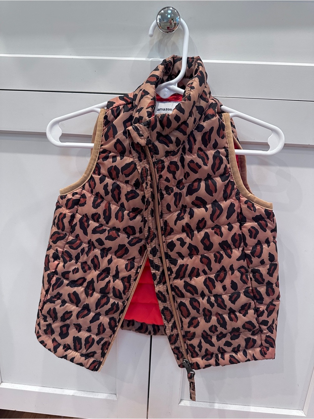Amazon Essentials Leopard Print Puffer Vest - Pink & Black